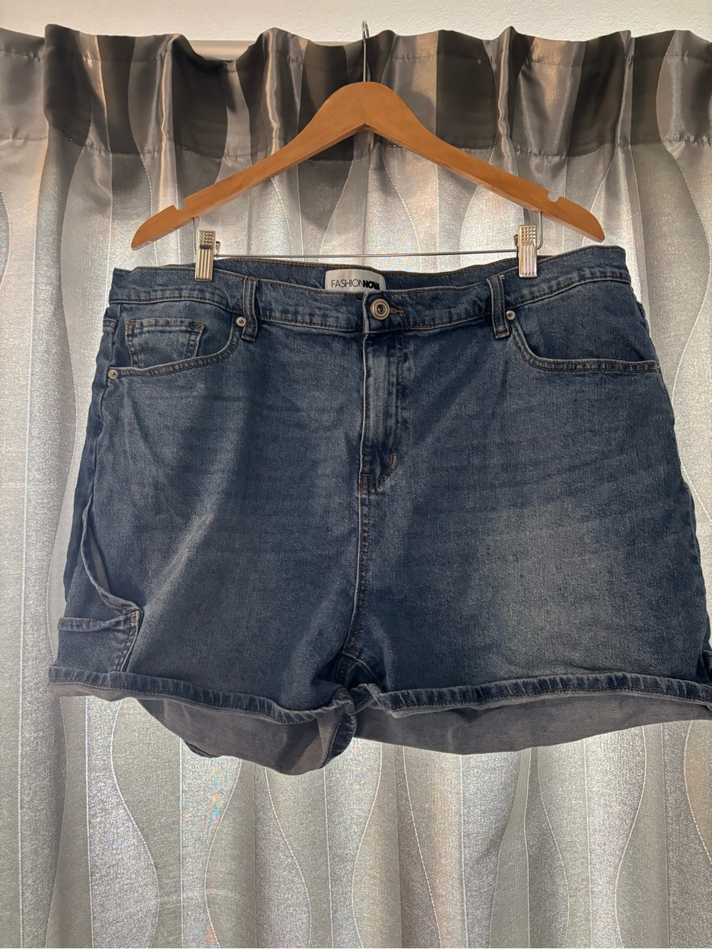 Fashion Nova Dark Blue Rolled-Hem Denim Shorts